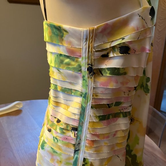 JS Collections Petite Size 6 Floral Cocktail dress with spaghetti straps & scarf - Picture 4 of 15